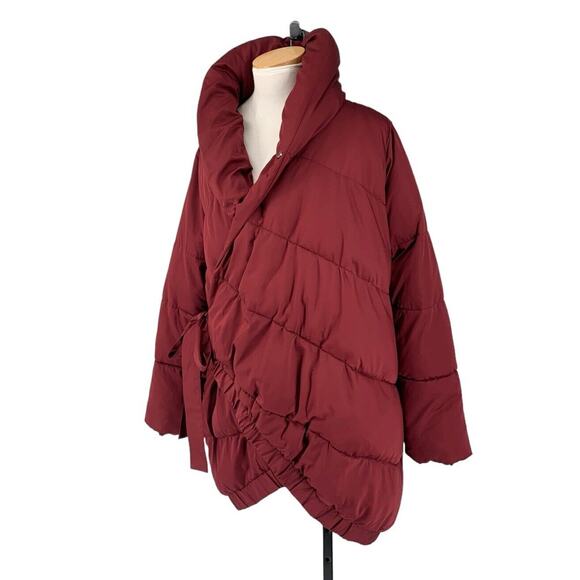 Universal Standard Kanda Puffer Small Burgundy Down Coat - Picture 4 of 14